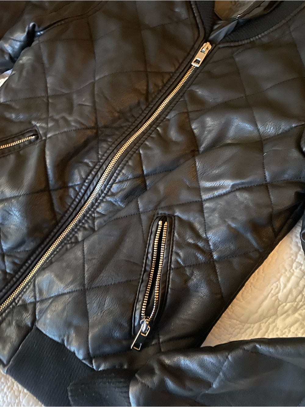 Ci Sono Genuine Leather Quilted Moto Bomber Jacket Black Luxury Size S
Gorgeous - Picture 4 of 5